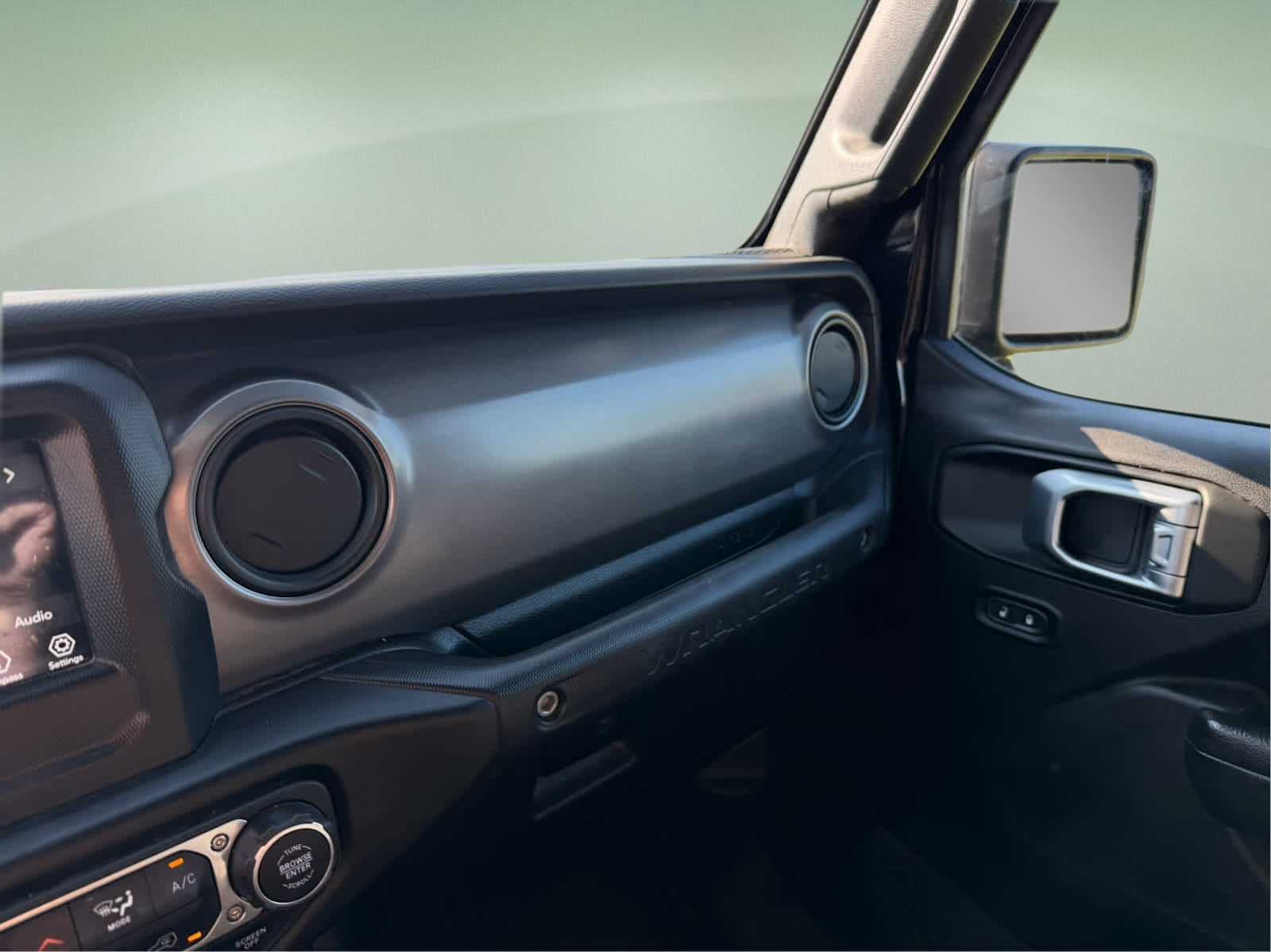 2023 Jeep Wrangler Willys