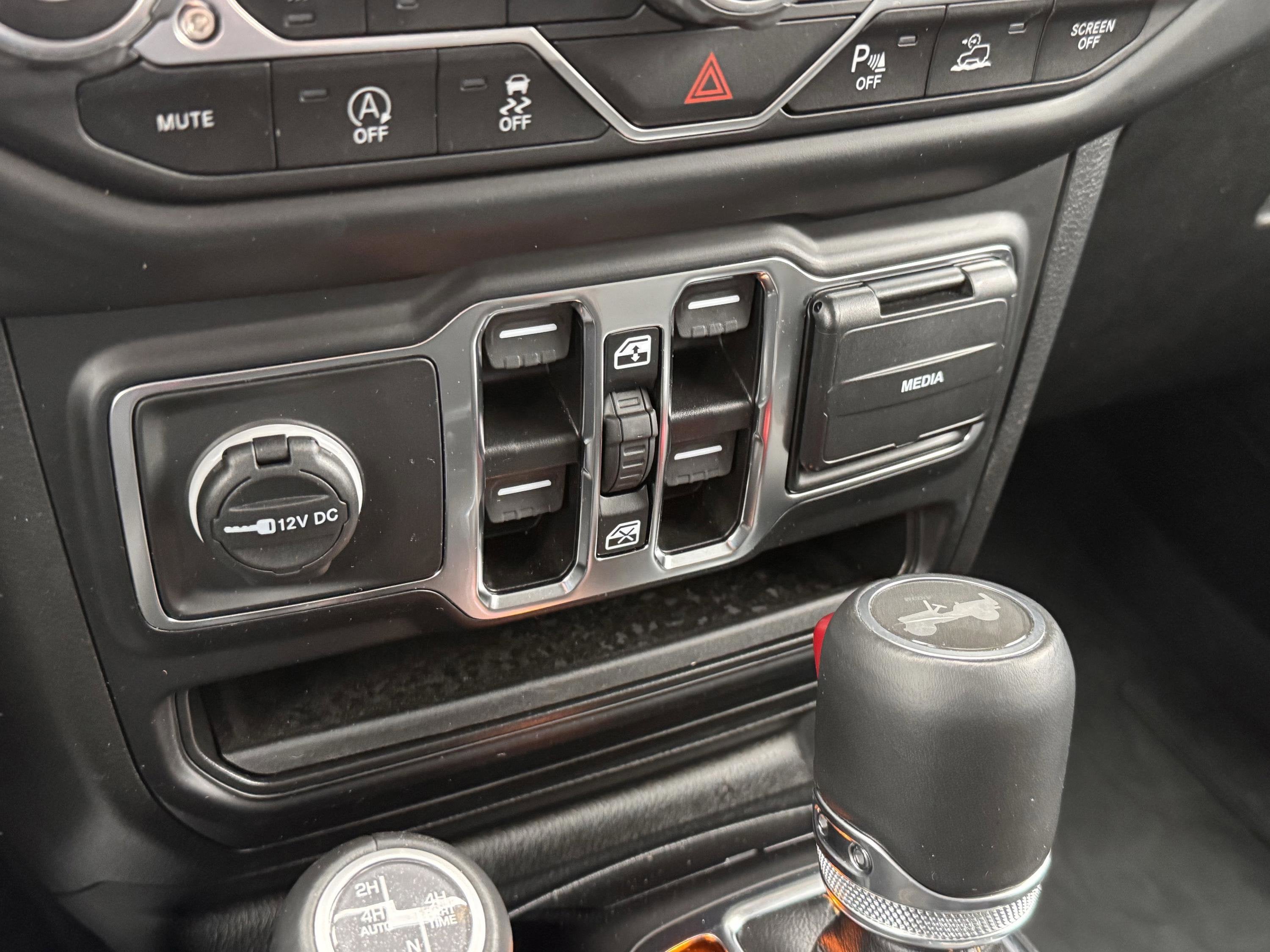 2023 Jeep Wrangler Altitude