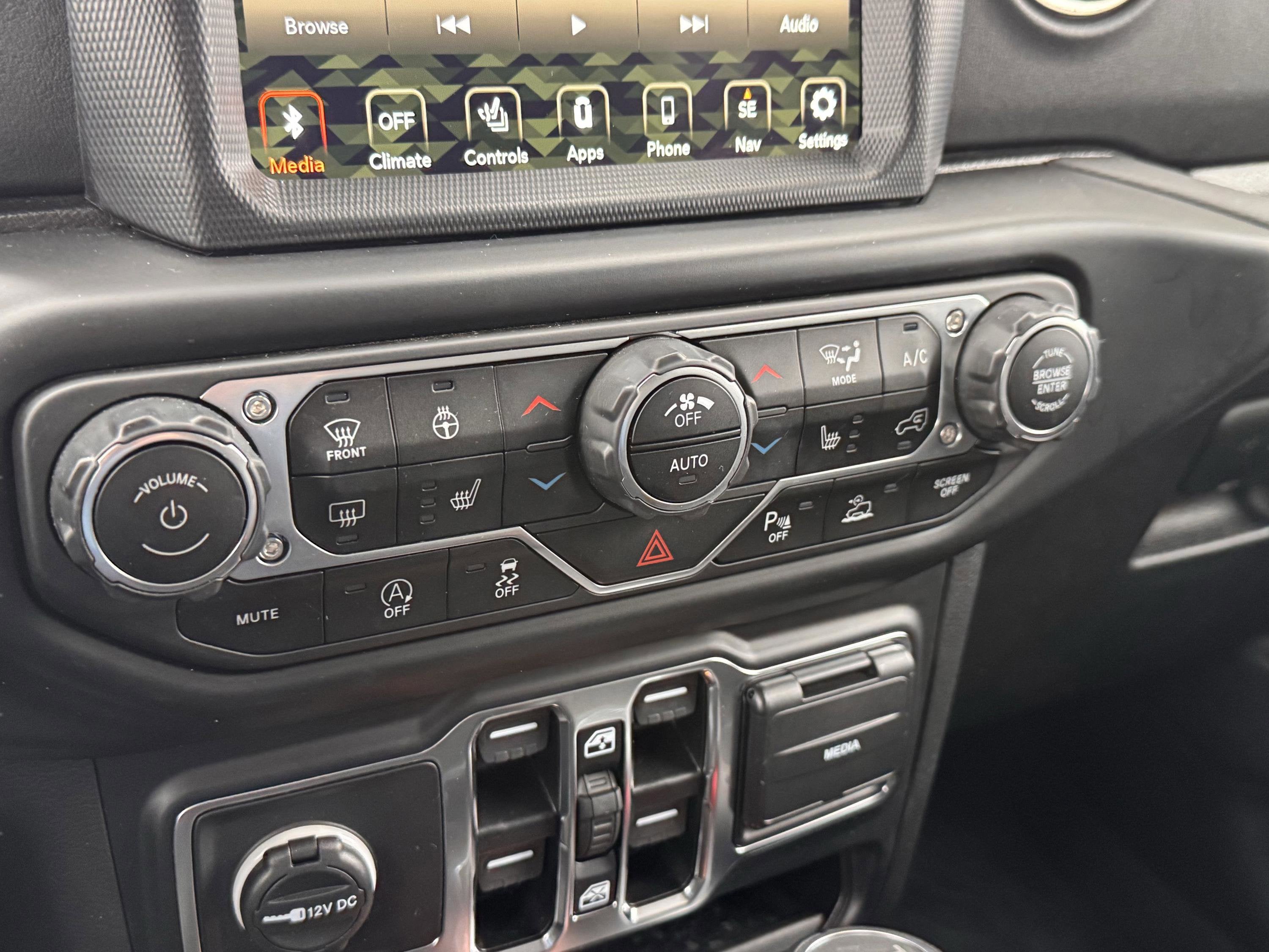 2023 Jeep Wrangler Altitude