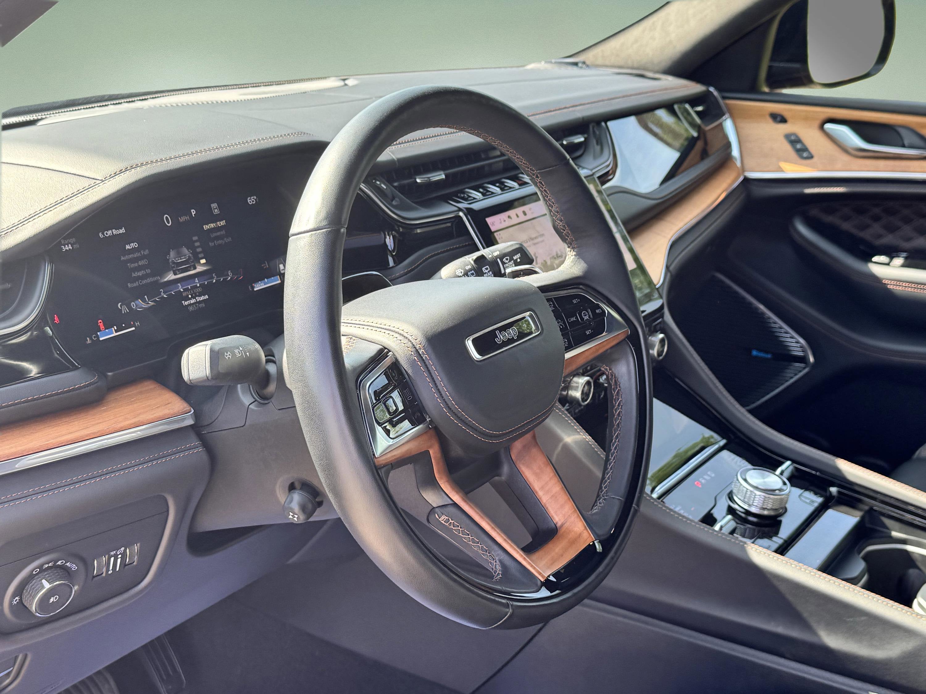 2025 Jeep Grand Cherokee Summit