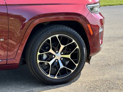 2025 Jeep Grand Cherokee Summit