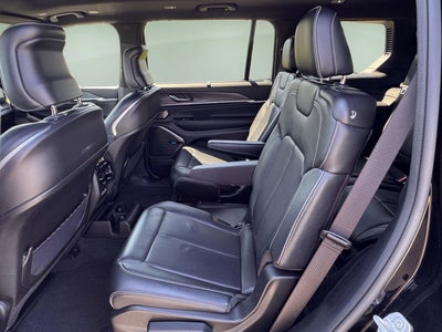 2022 Jeep Grand Cherokee L Overland