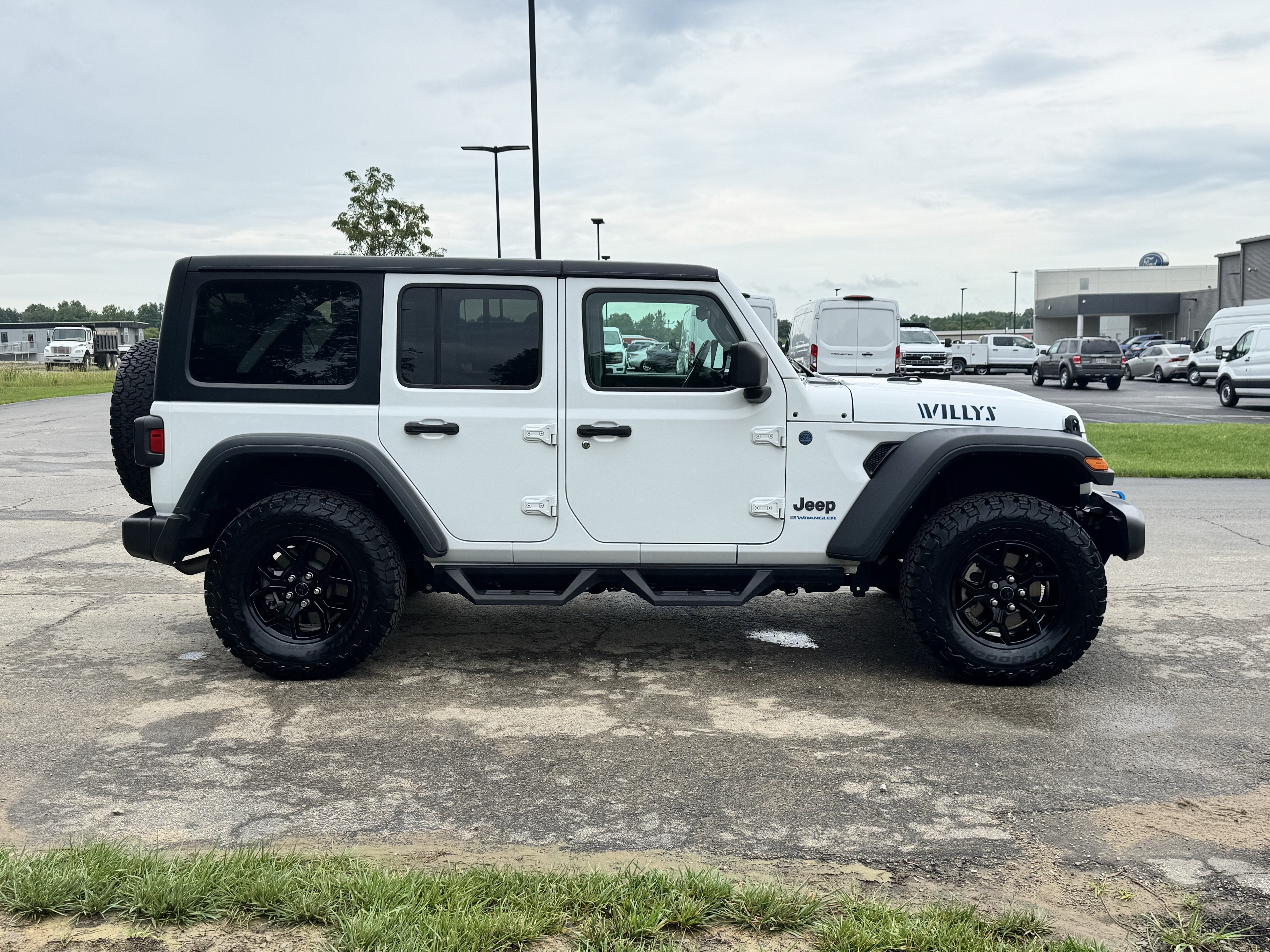 2024 Jeep Wrangler 4xe Willys
