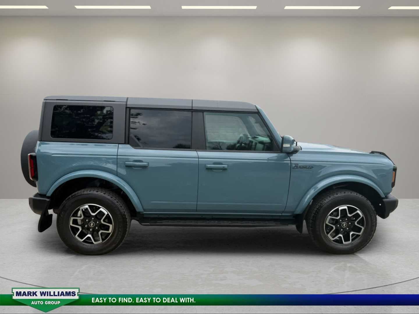 2022 Ford Bronco Outer Banks