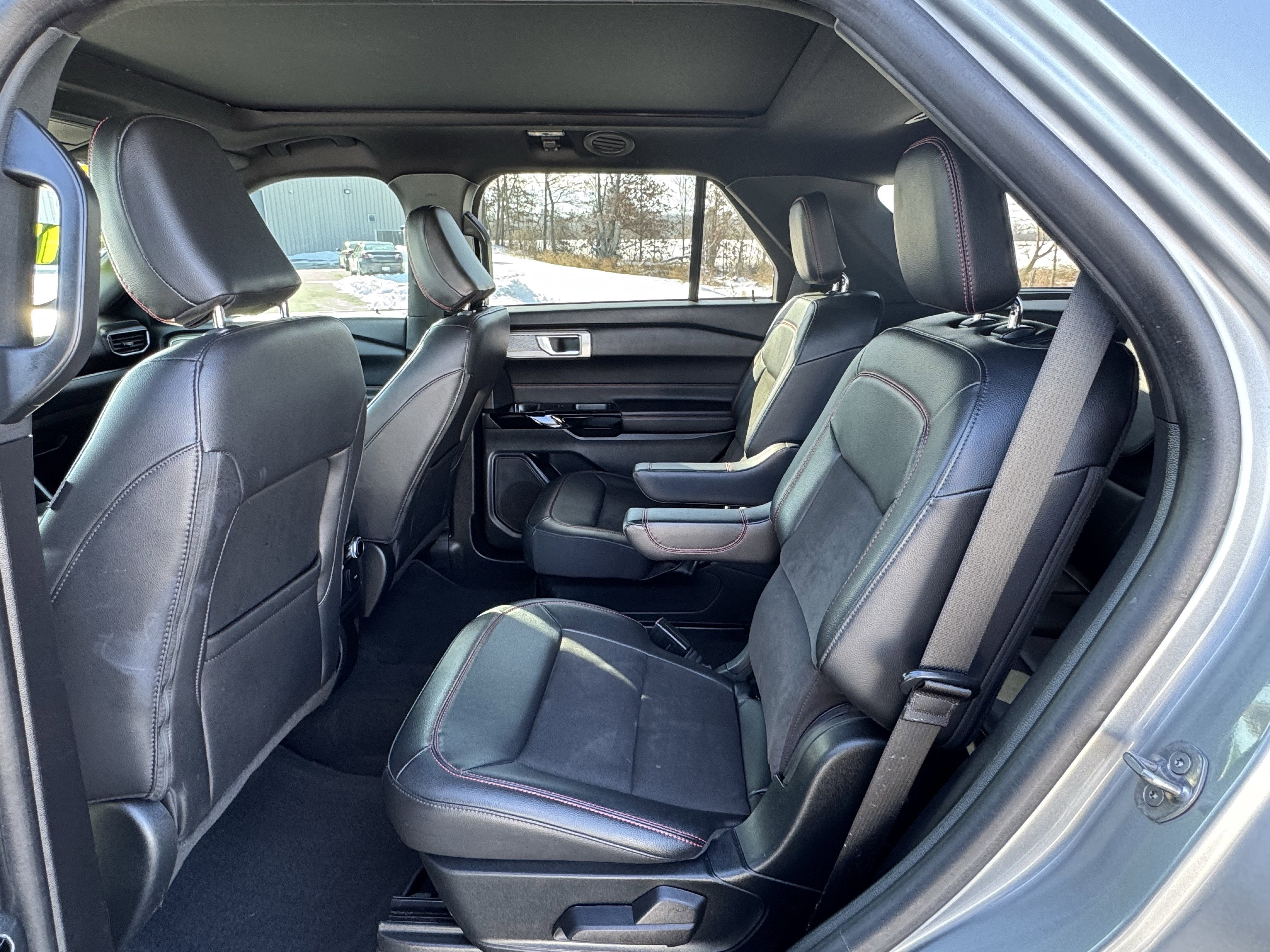 2023 Ford Explorer ST-Line