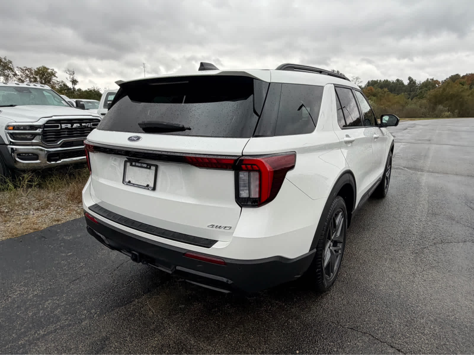 2026 Ford Explorer ST-Line