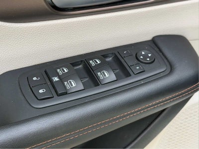 2017 Chrysler Pacifica Touring-L Plus