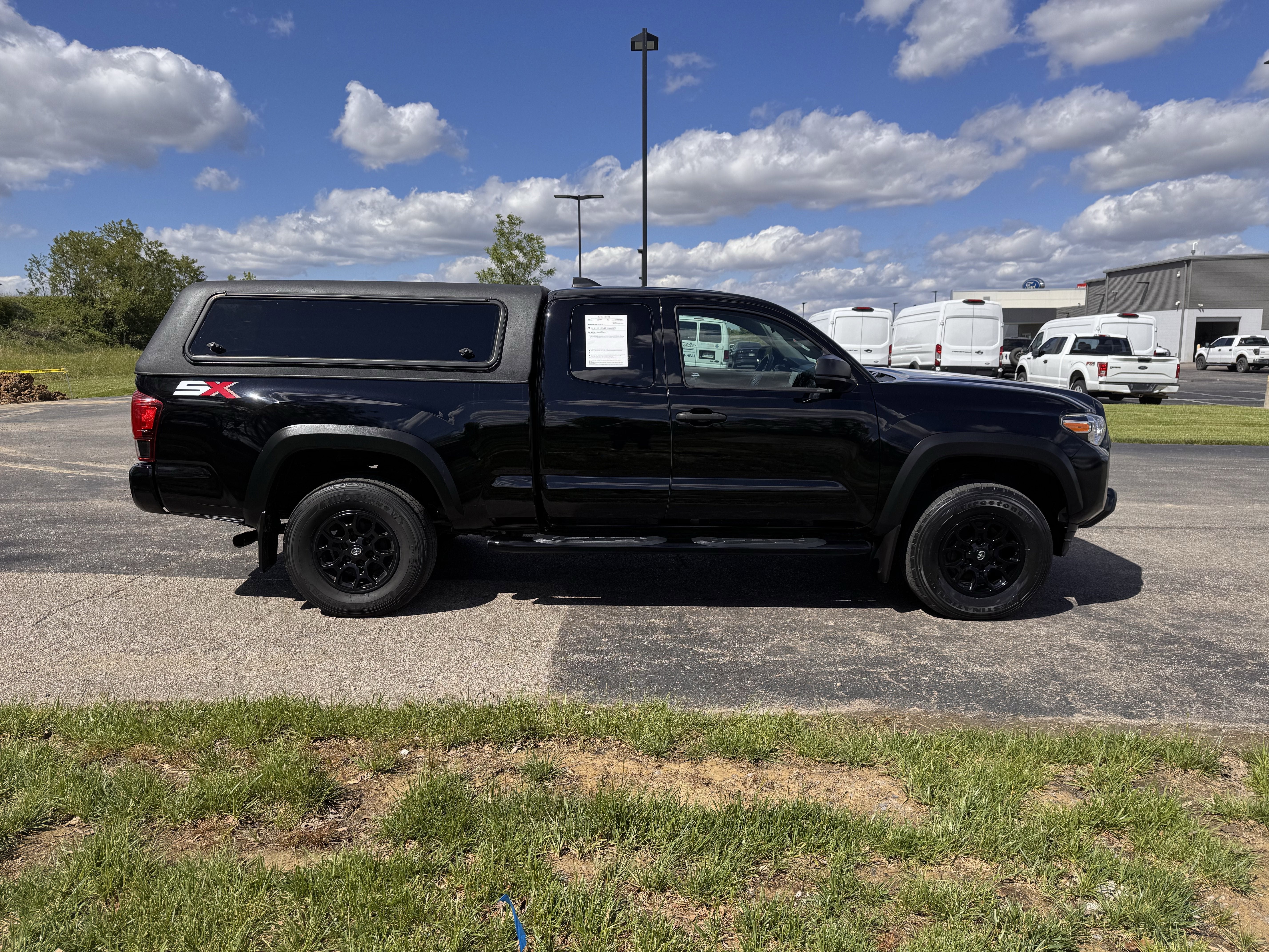 2022 Toyota Tacoma SR V6