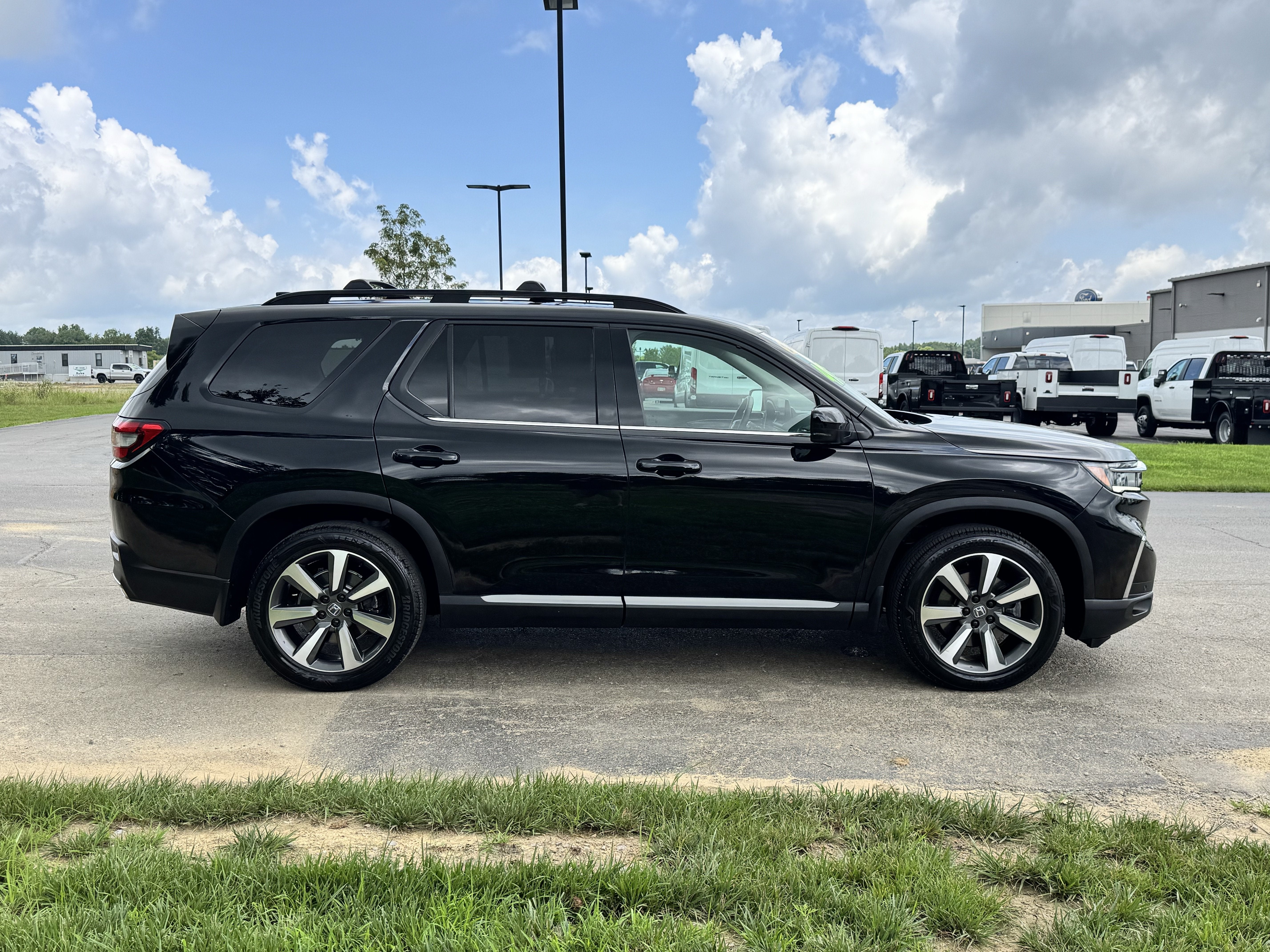 2025 Honda Pilot Elite