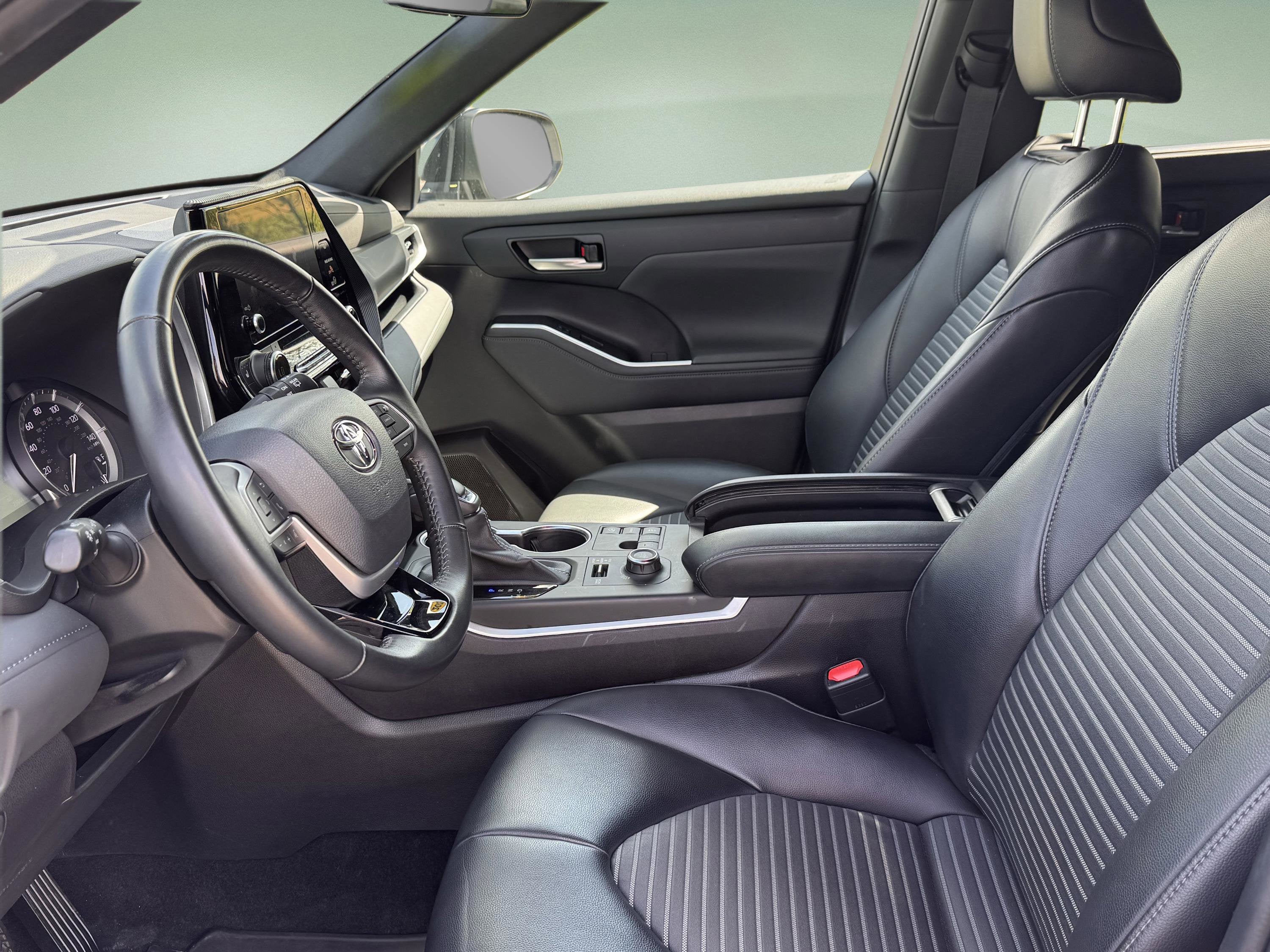 2023 Toyota Highlander XSE