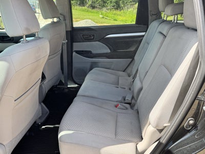 2019 Toyota Highlander LE