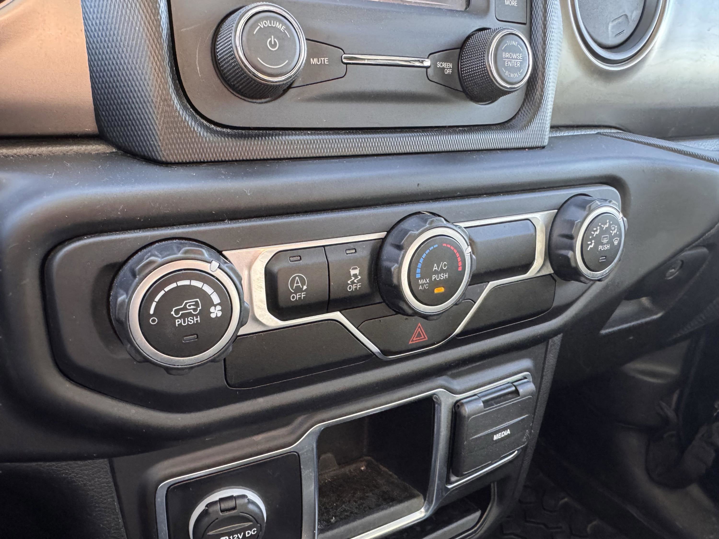 2021 Jeep Wrangler Sport