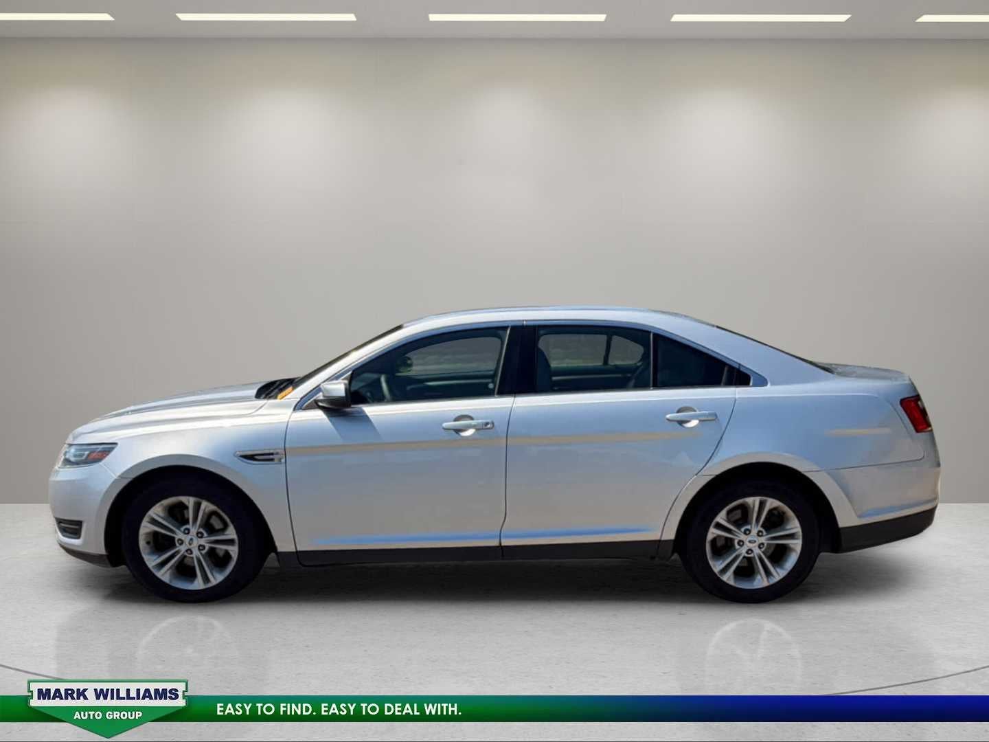 2018 Ford Taurus SEL