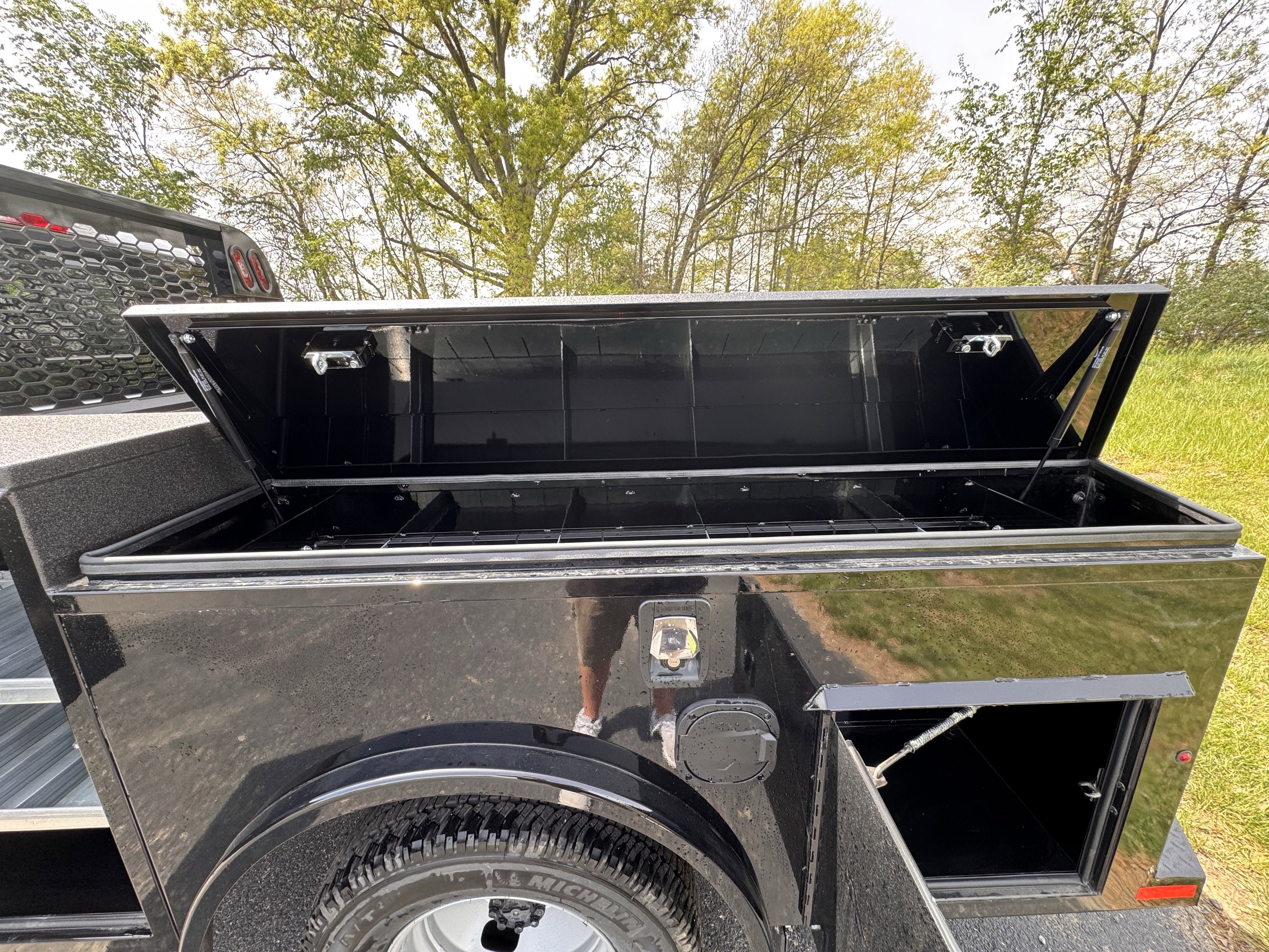 2025 Ford F-350SD XL DRW