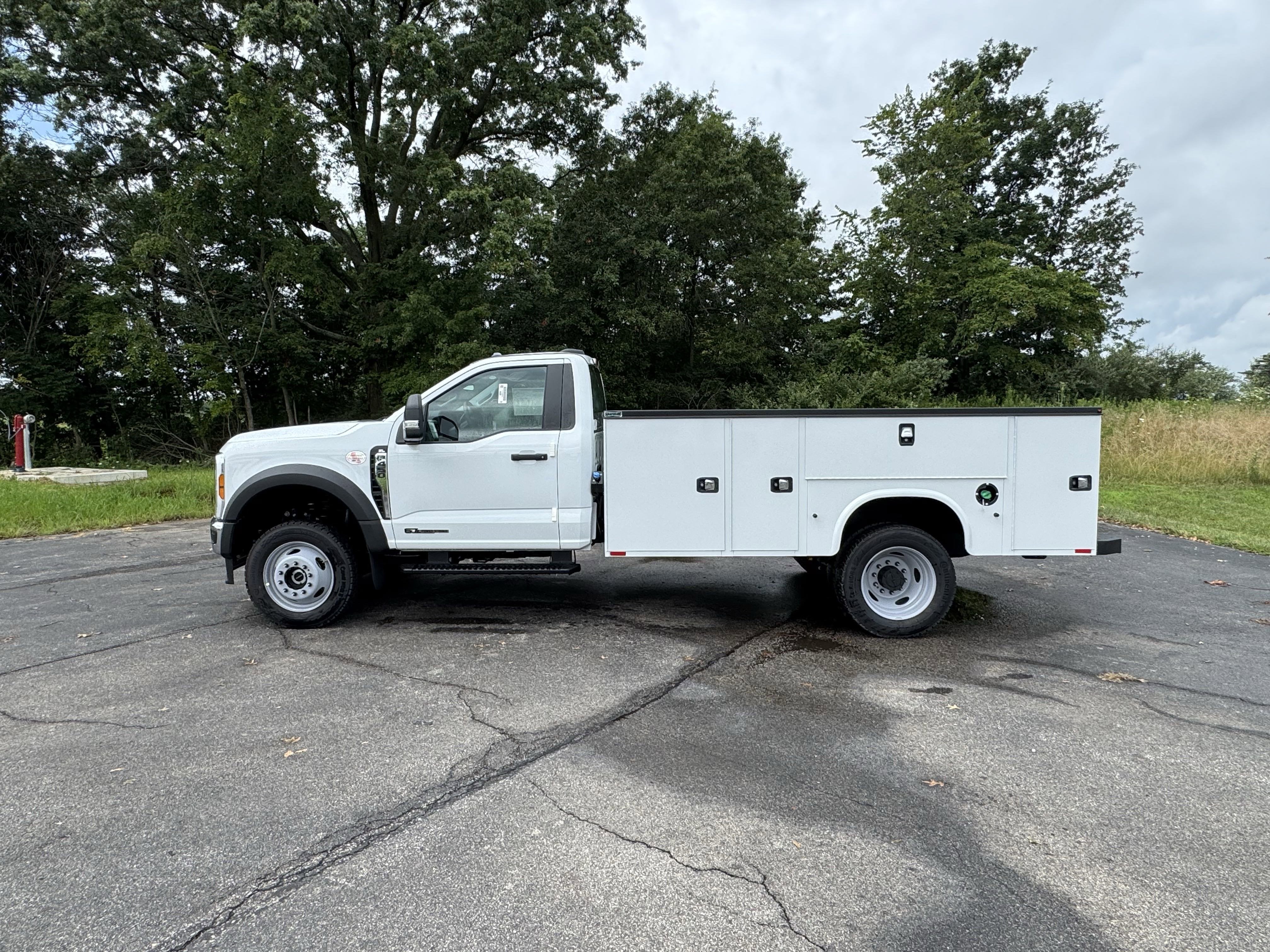 2025 Ford F-450SD XL DRW