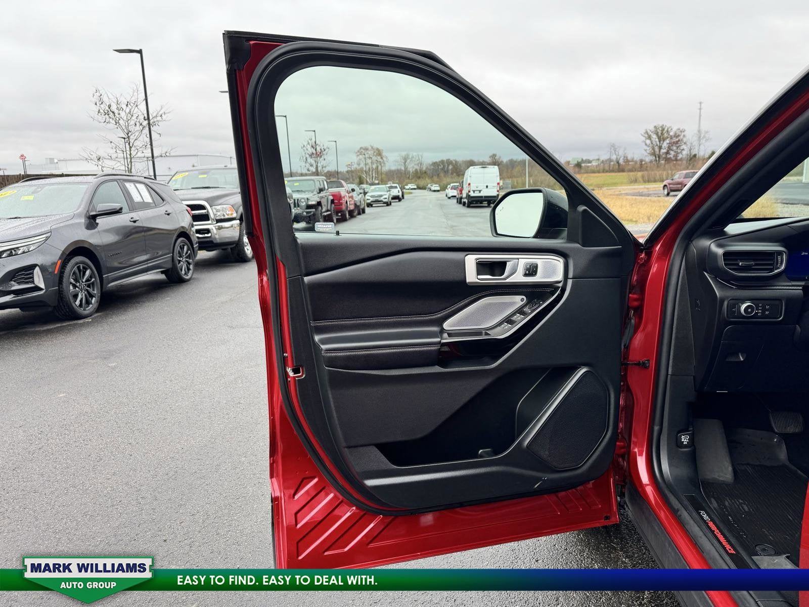 2021 Ford Explorer ST