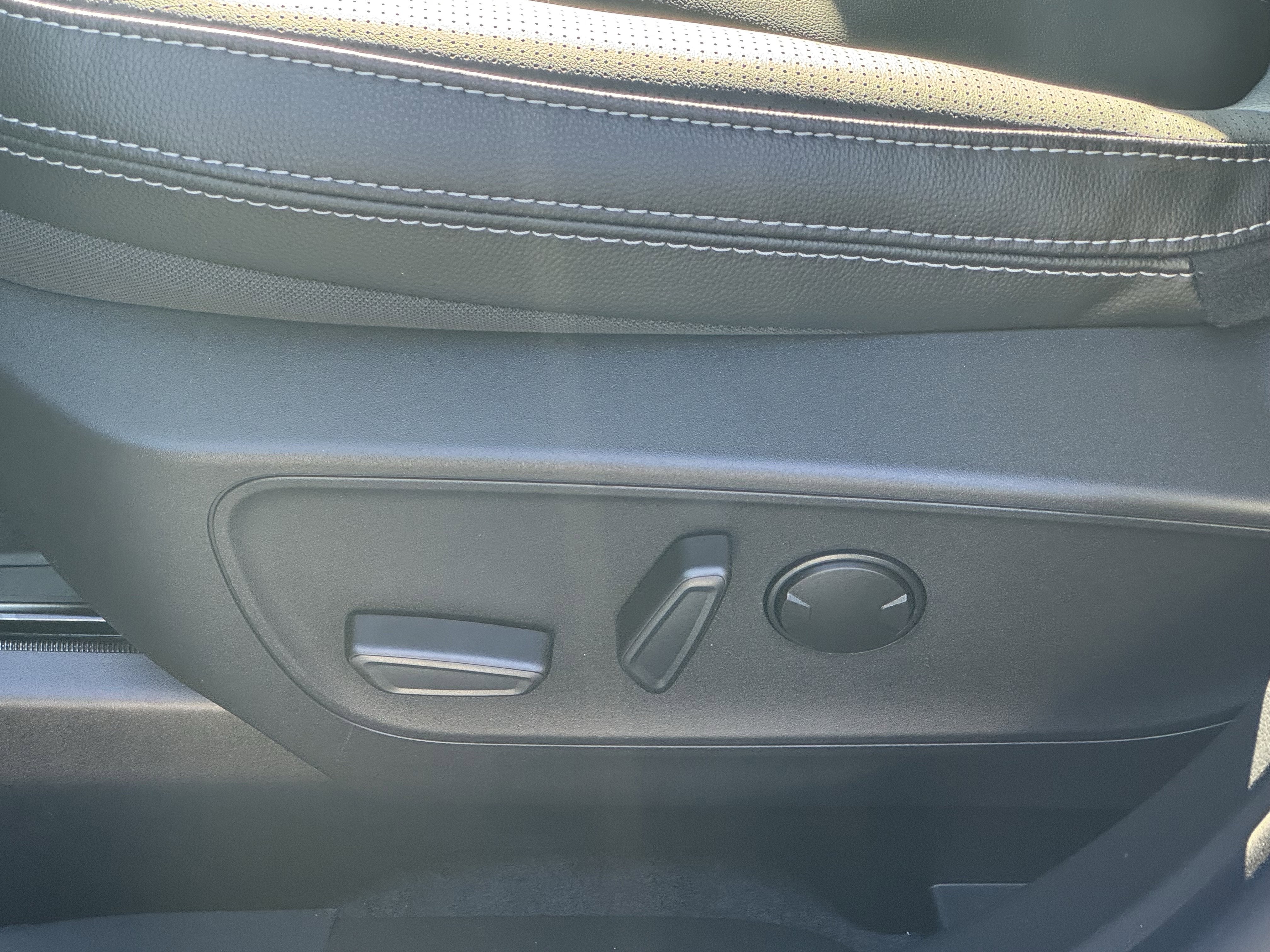 2026 Ford Escape Plug-In Hybrid Base