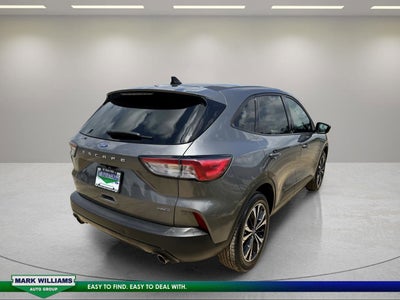 2022 Ford Escape SE Hybrid