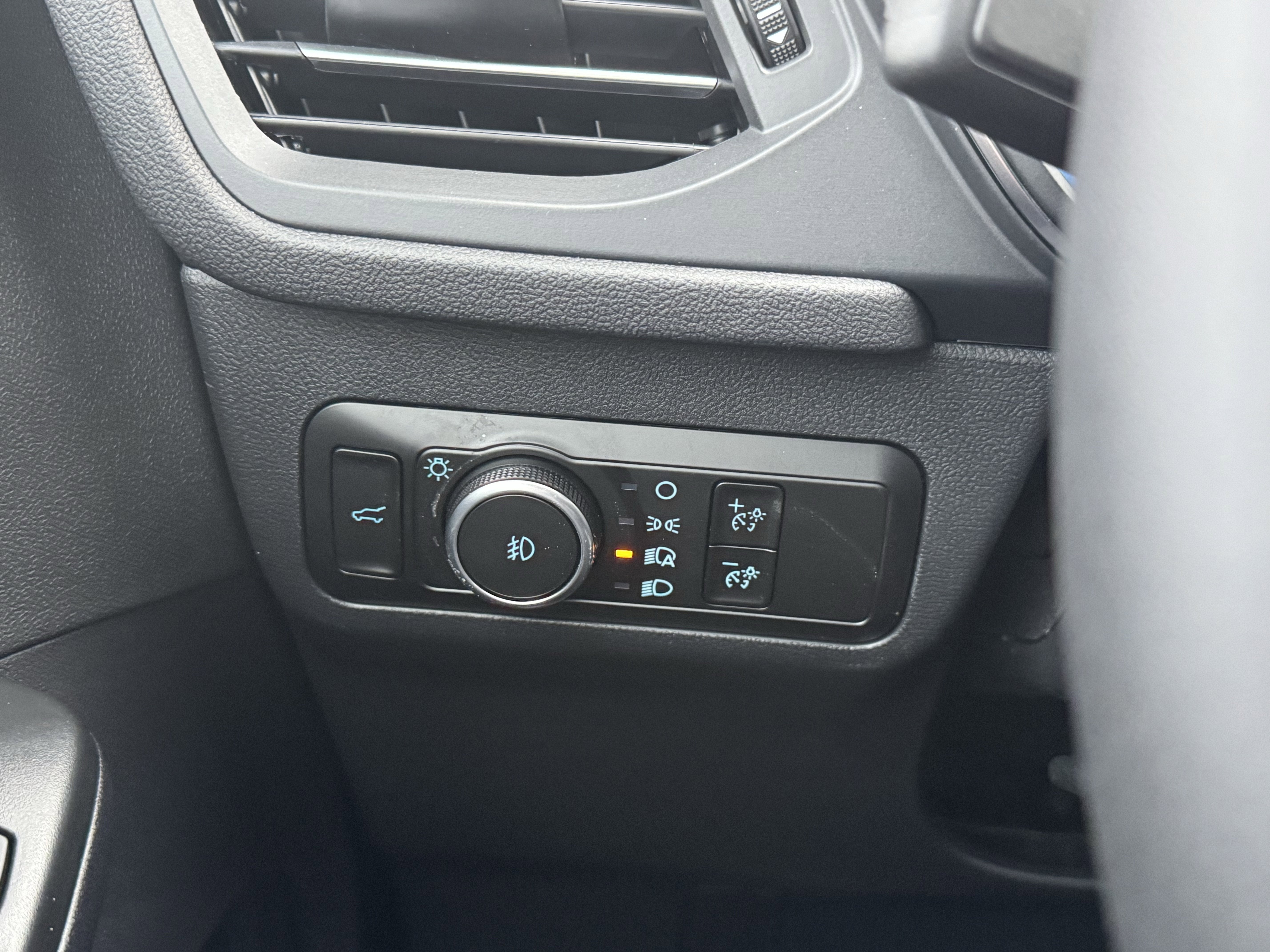 2026 Ford Escape Platinum