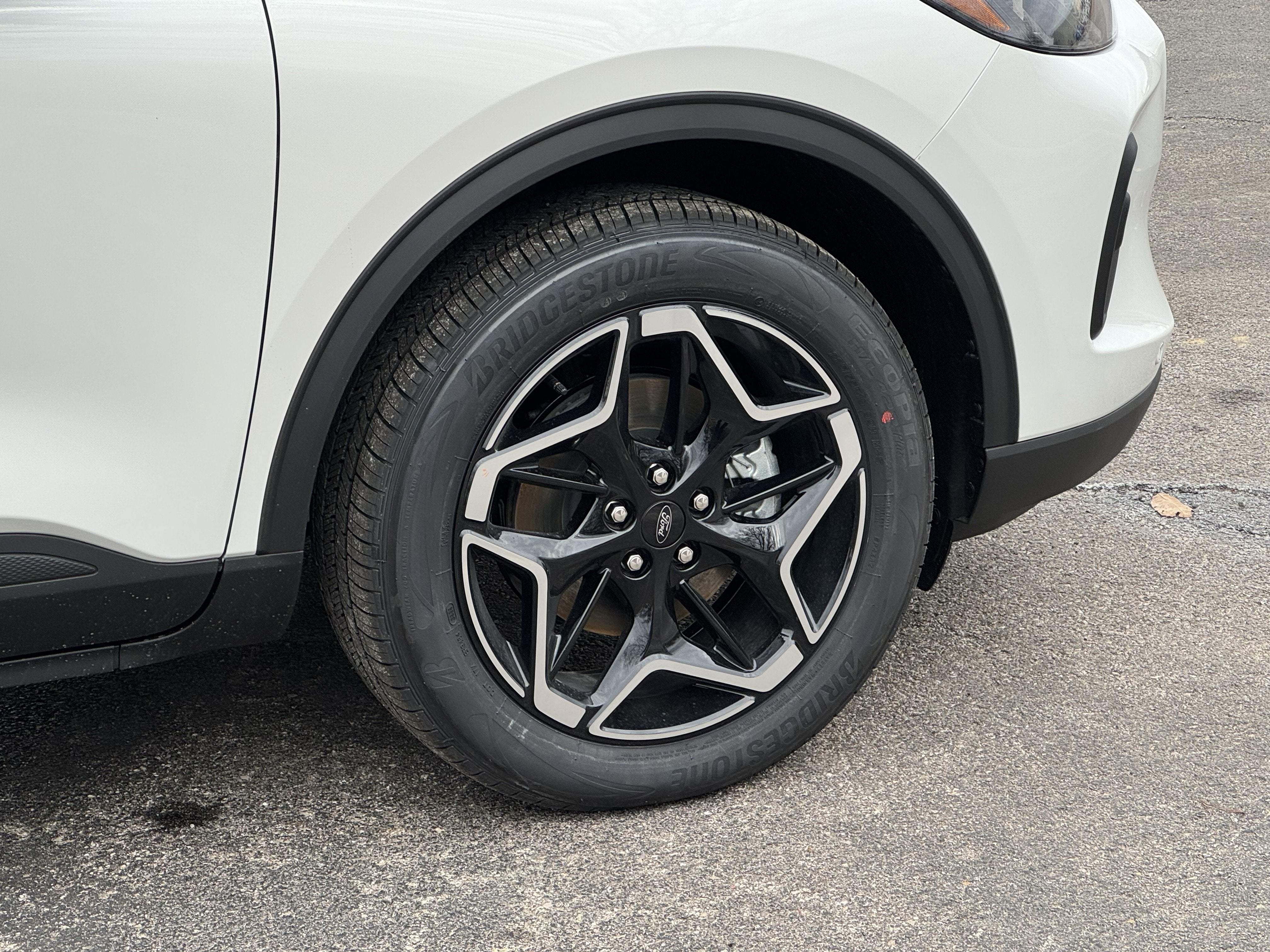 2026 Ford Escape Hybrid Platinum