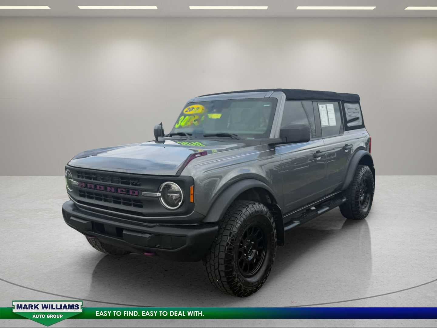 2022 Ford Bronco Base