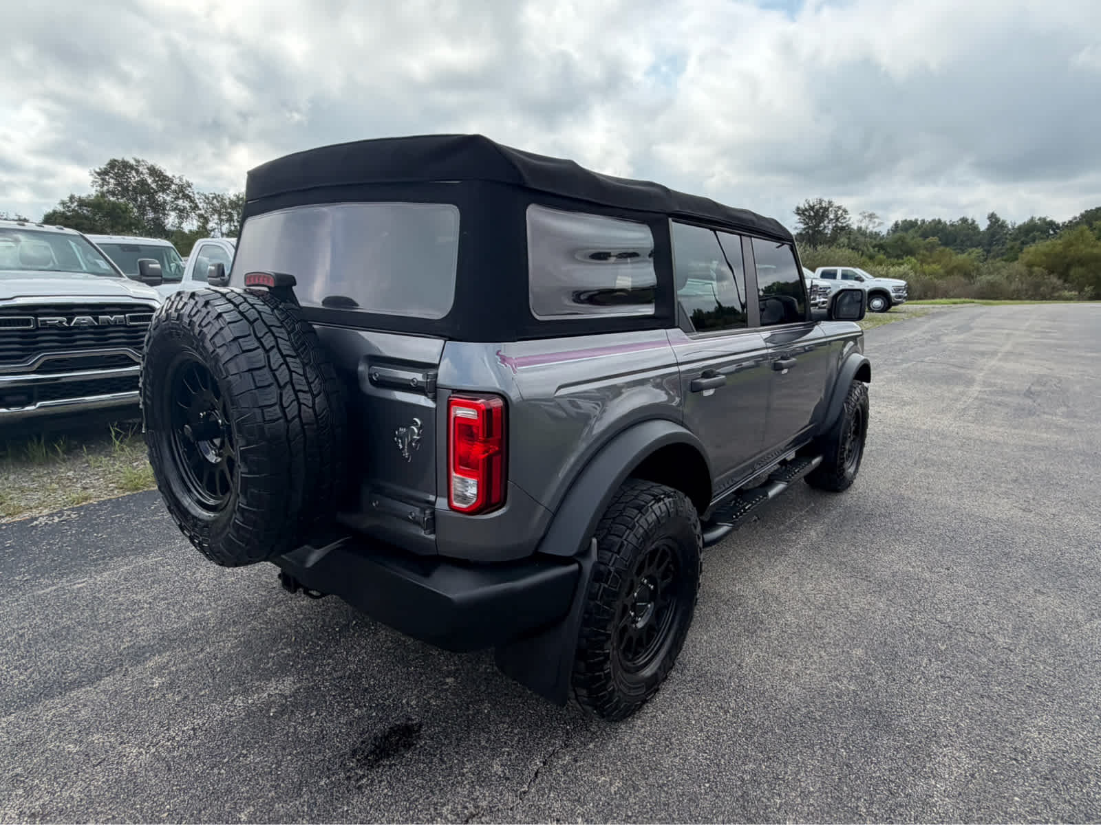 2022 Ford Bronco Base