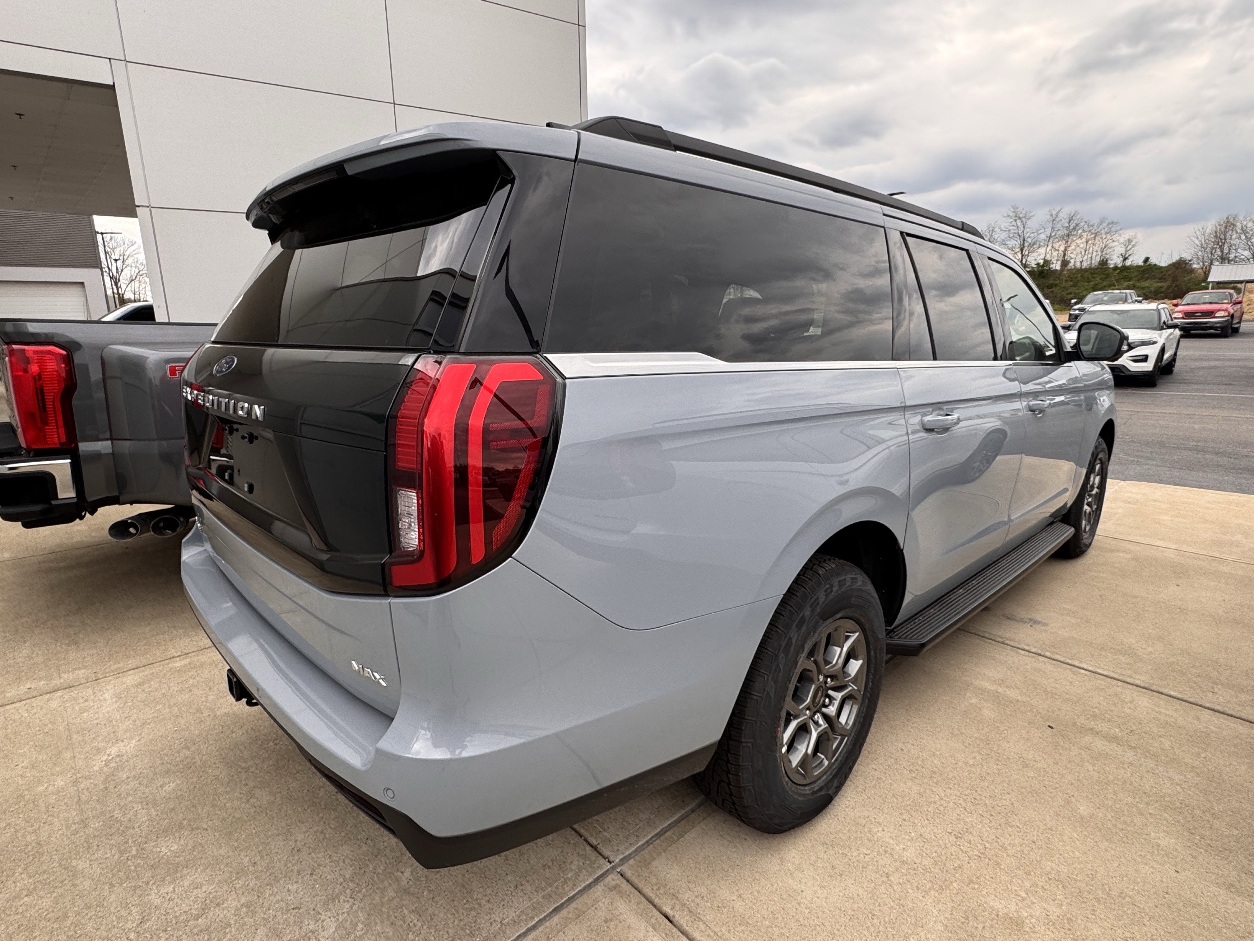 2026 Ford Expedition Max Active