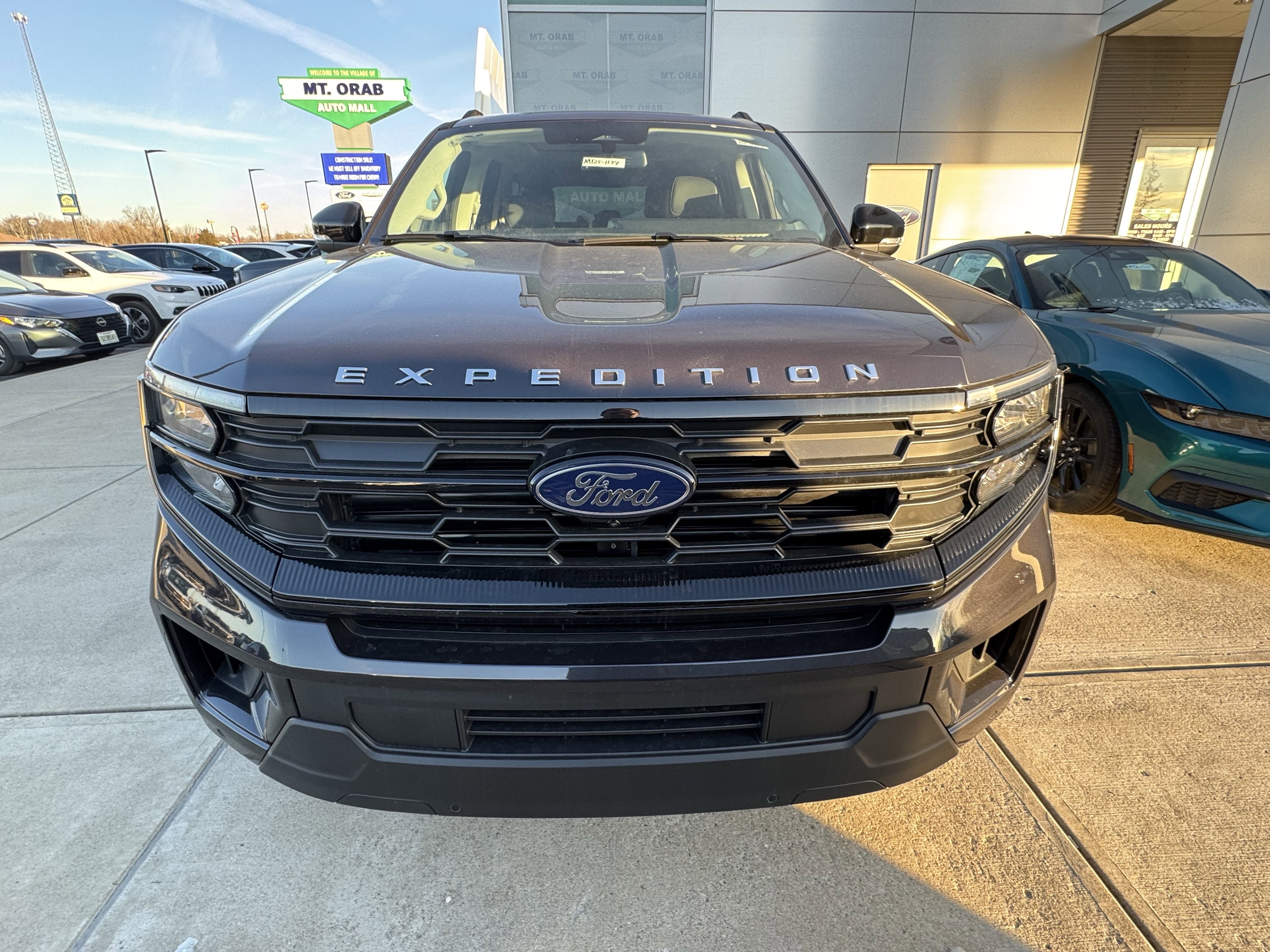 2025 Ford Expedition Max Active