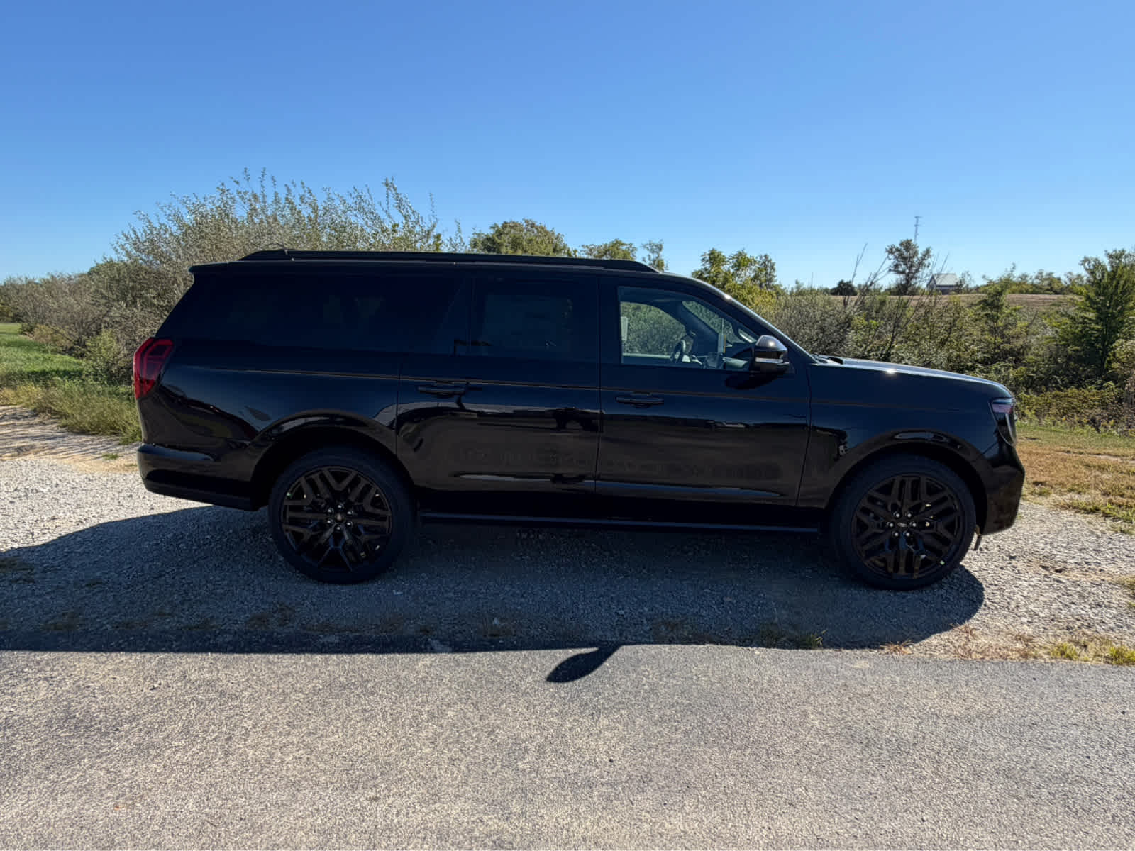 2027 Ford Expedition Max Platinum