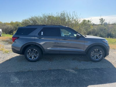 2027 Ford Explorer Active w/200A Pkg