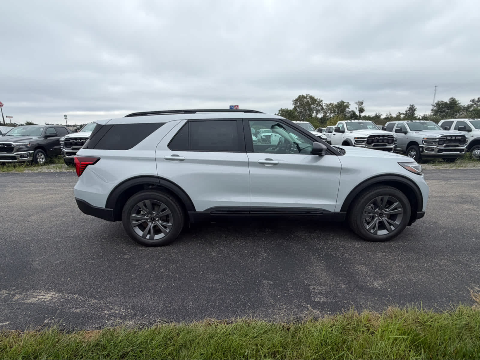 2026 Ford Explorer Active w/200A Pkg