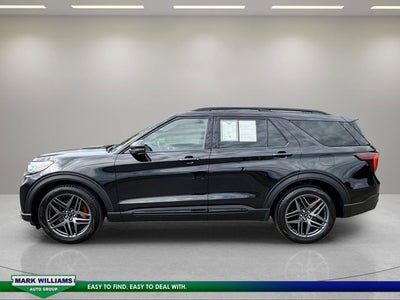 2025 Ford Explorer ST