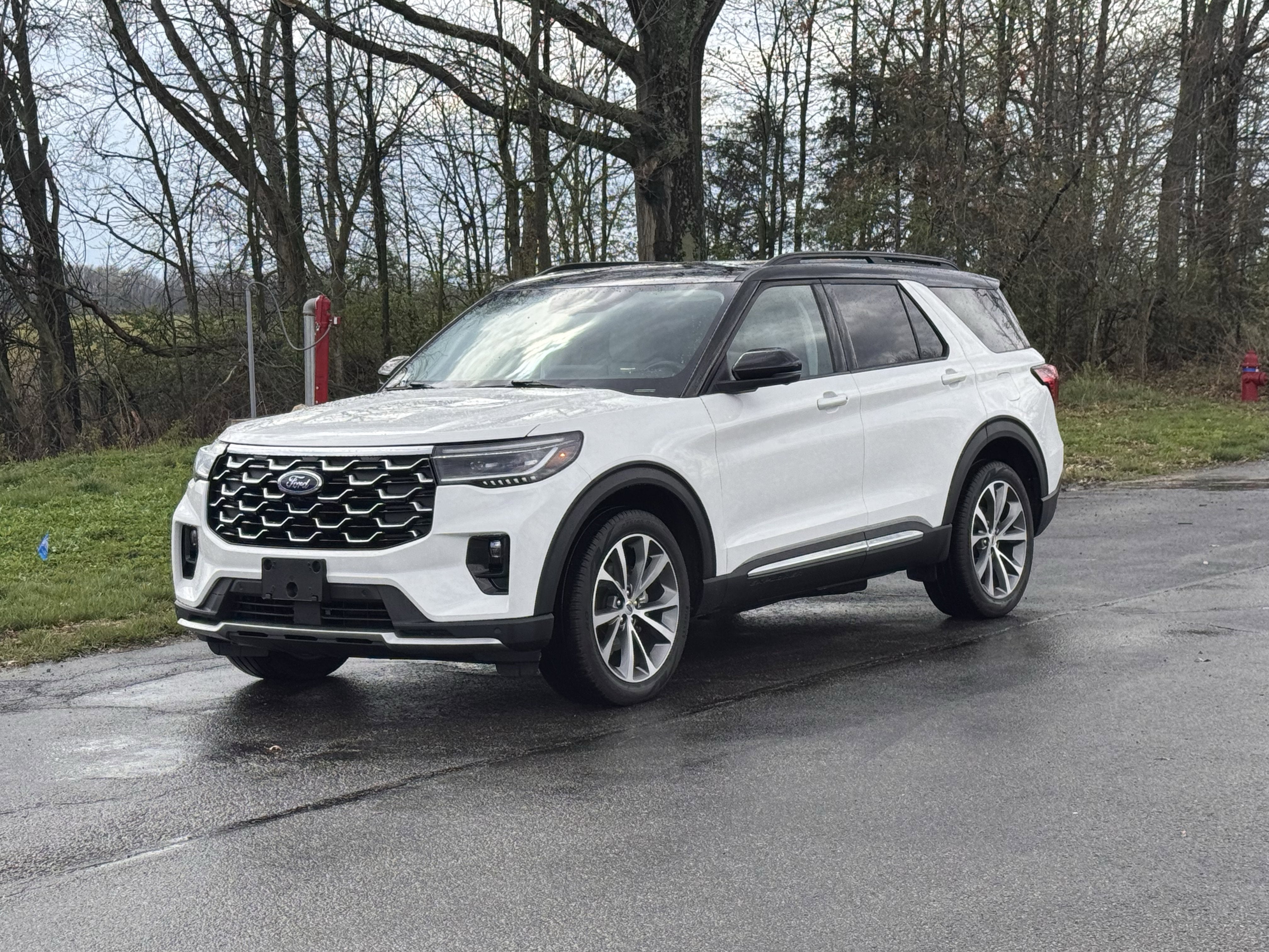 2025 Ford Explorer Platinum