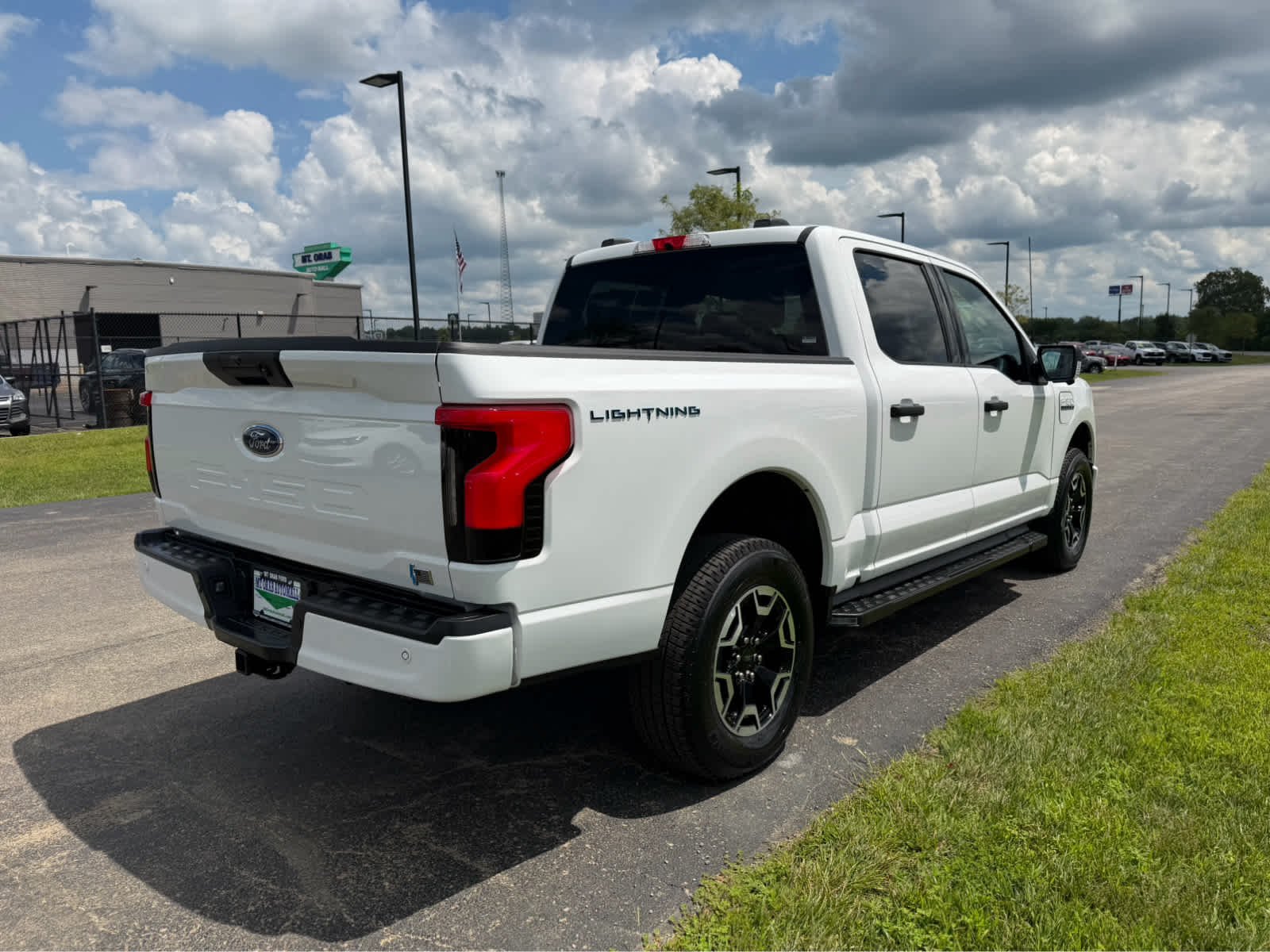 2023 Ford F-150 Lightning XLT