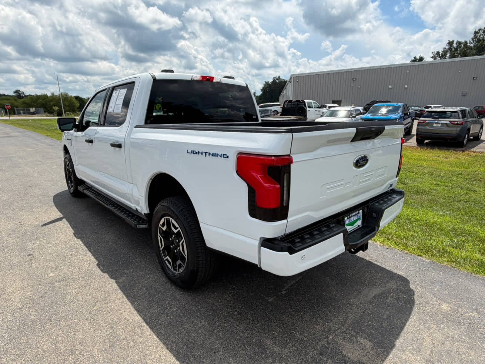 2023 Ford F-150 Lightning XLT