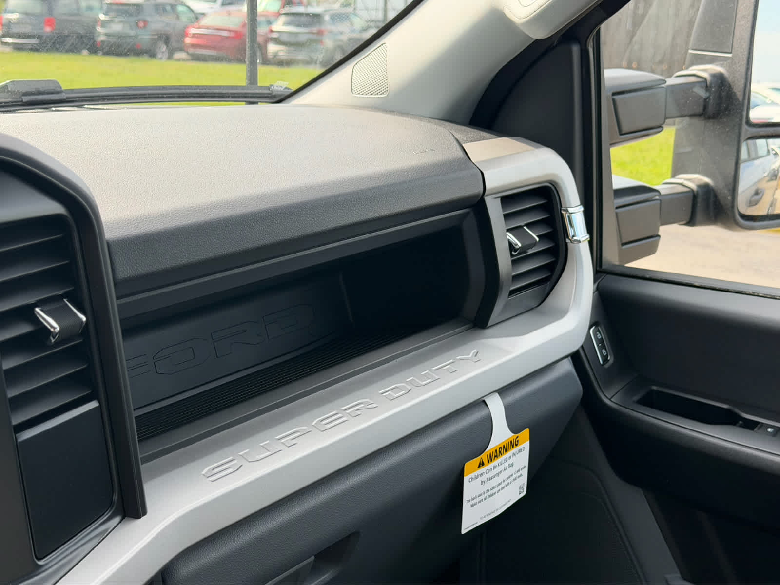 2027 Ford Super Duty F-250 SRW XL