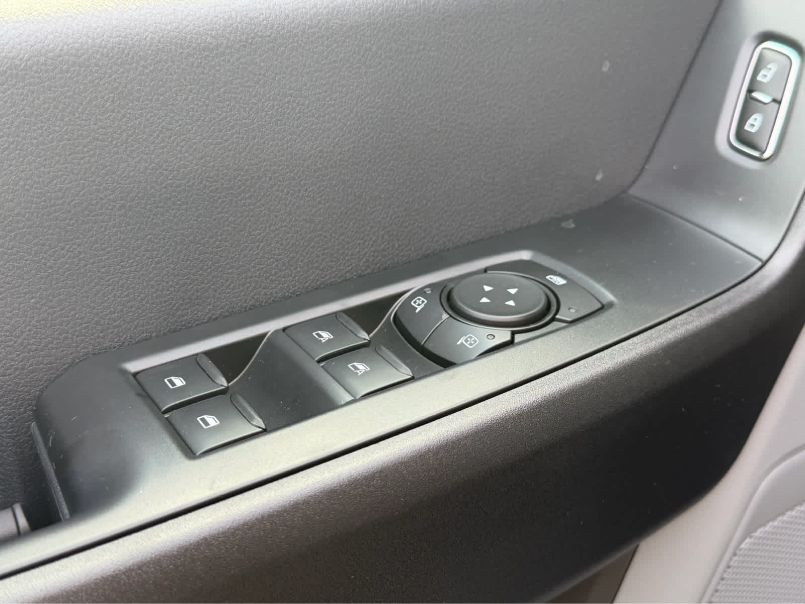 2027 Ford Super Duty F-250 SRW XL