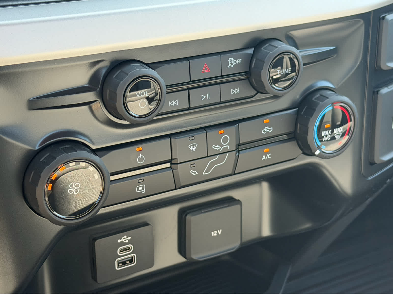 2027 Ford Super Duty F-250 SRW XL