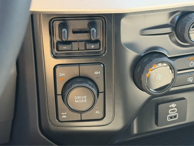 2027 Ford Super Duty F-250 SRW XL