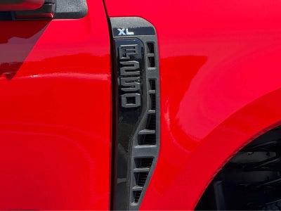 2027 Ford Super Duty F-250 SRW XL