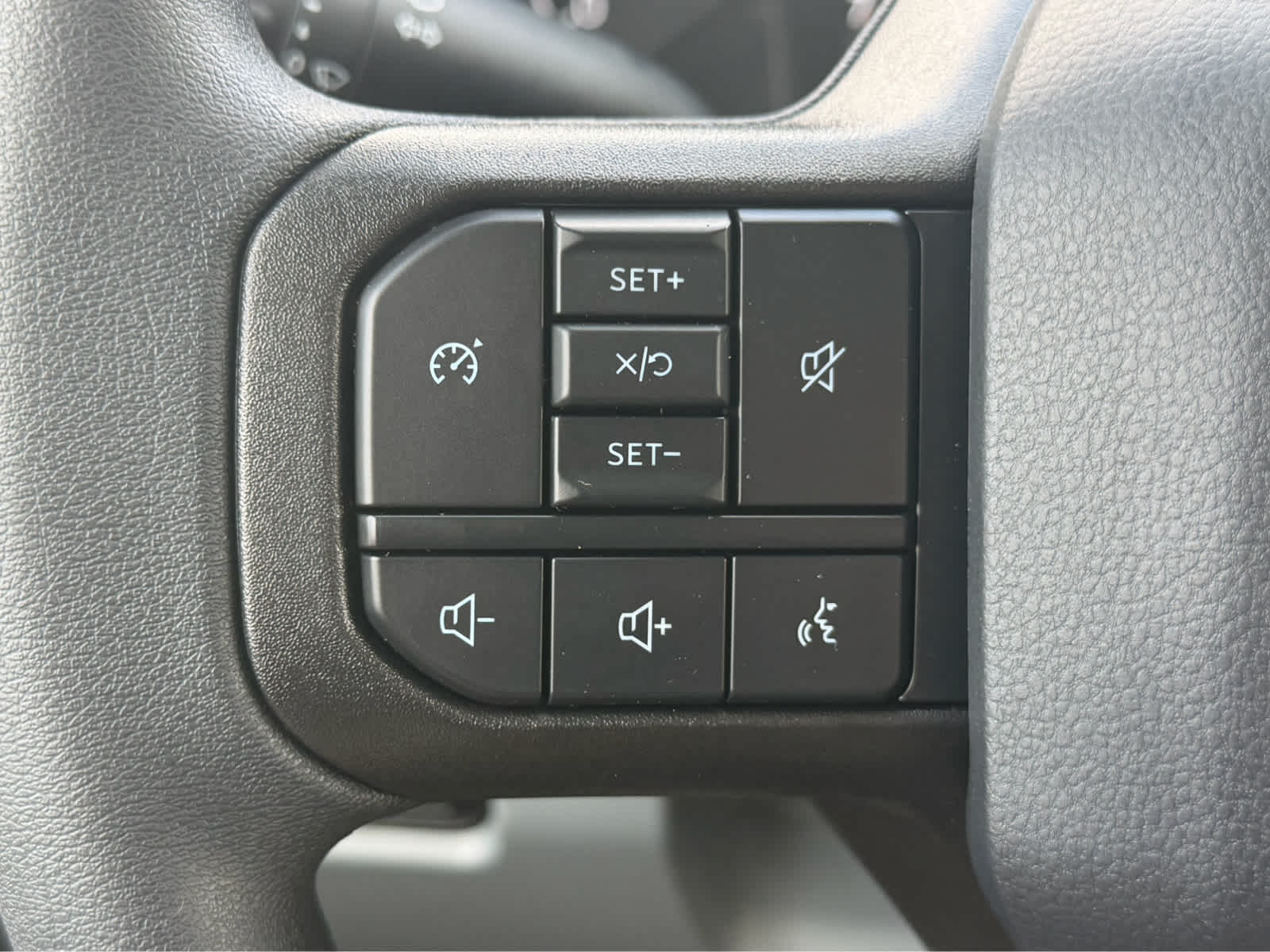 2027 Ford Super Duty F-250 SRW XL