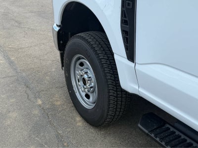 2027 Ford Super Duty F-250 SRW XL
