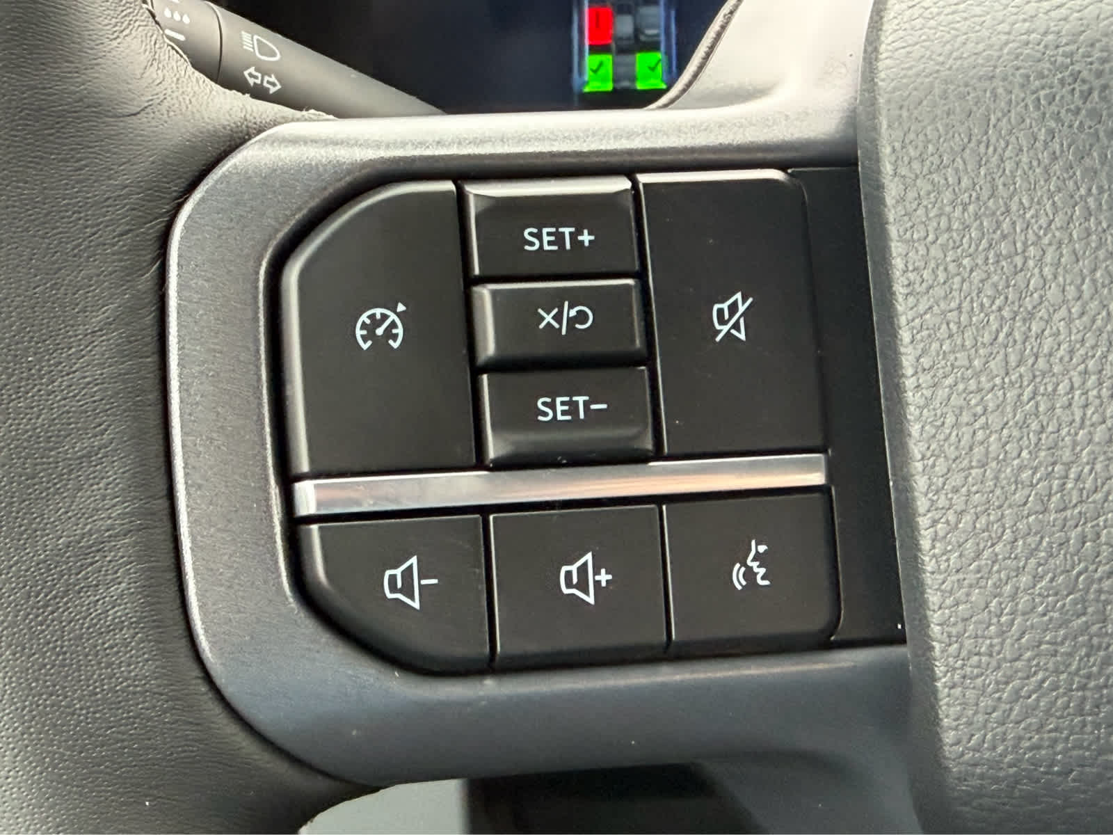 2027 Ford Super Duty F-250 SRW XLT