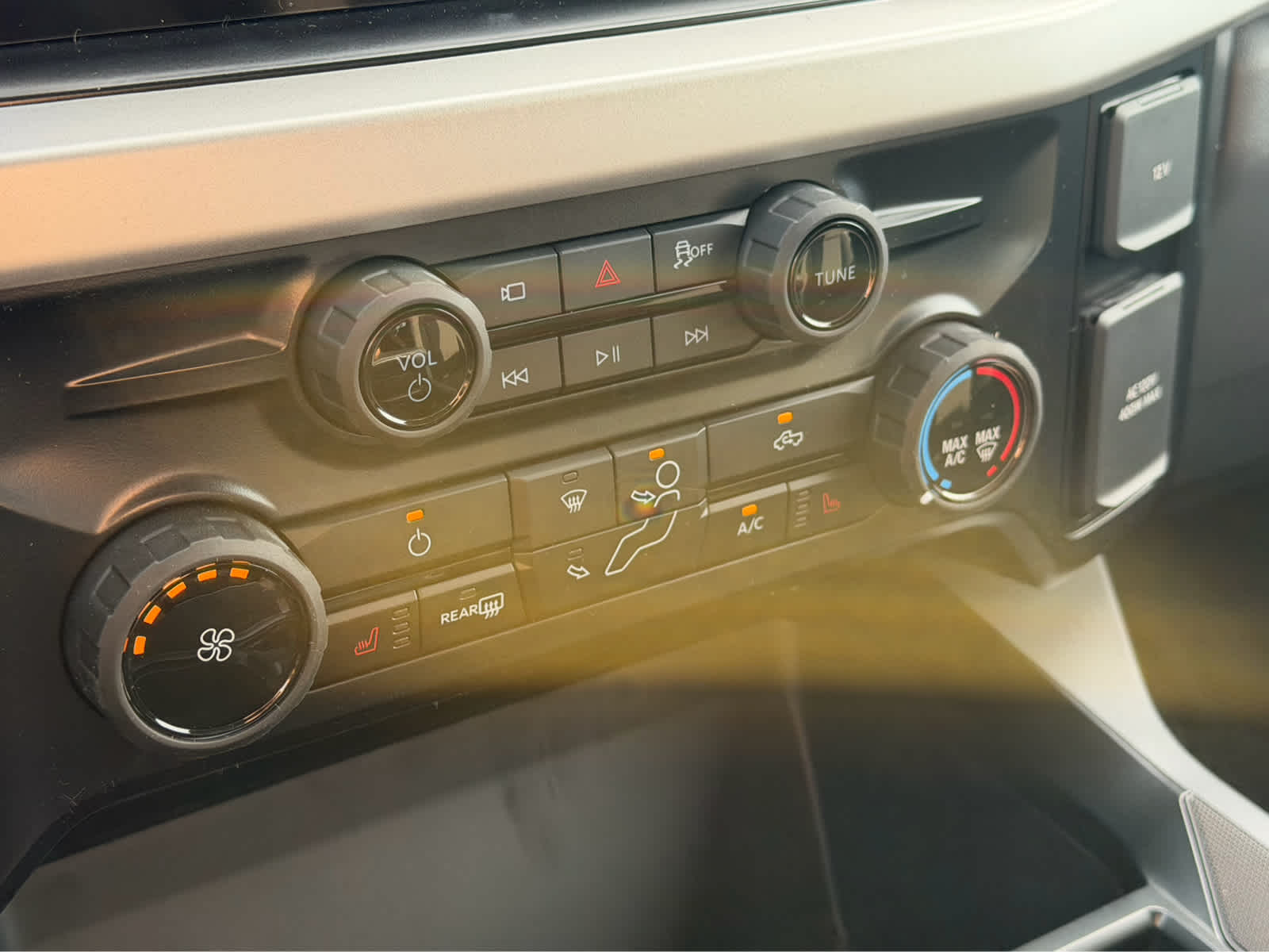 2027 Ford Super Duty F-250 SRW F-250® XLT