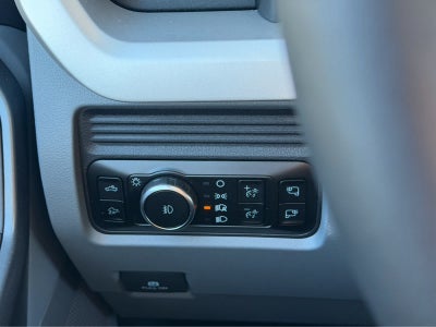 2027 Ford Super Duty F-250 SRW XLT