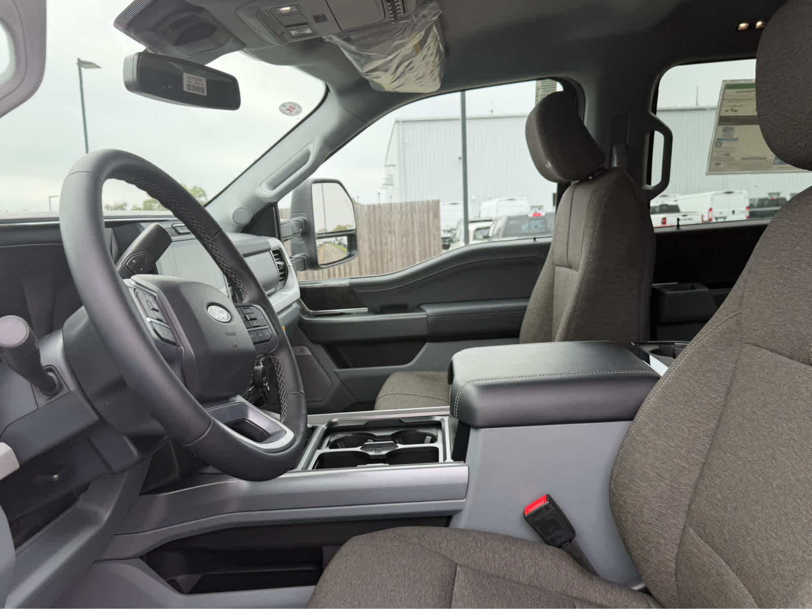 2027 Ford Super Duty F-250 SRW XLT