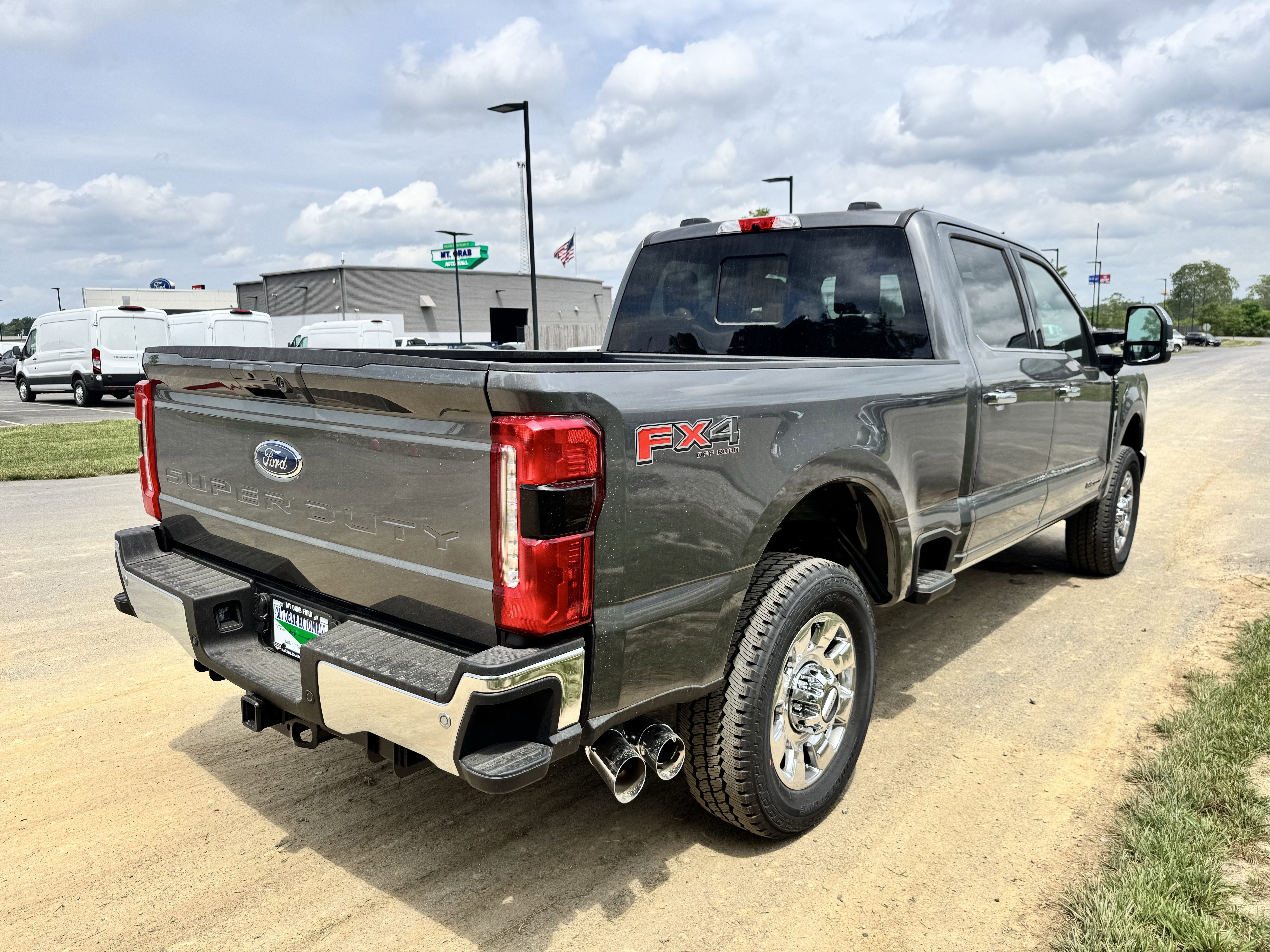 2026 Ford Super Duty F-250 SRW LARIAT