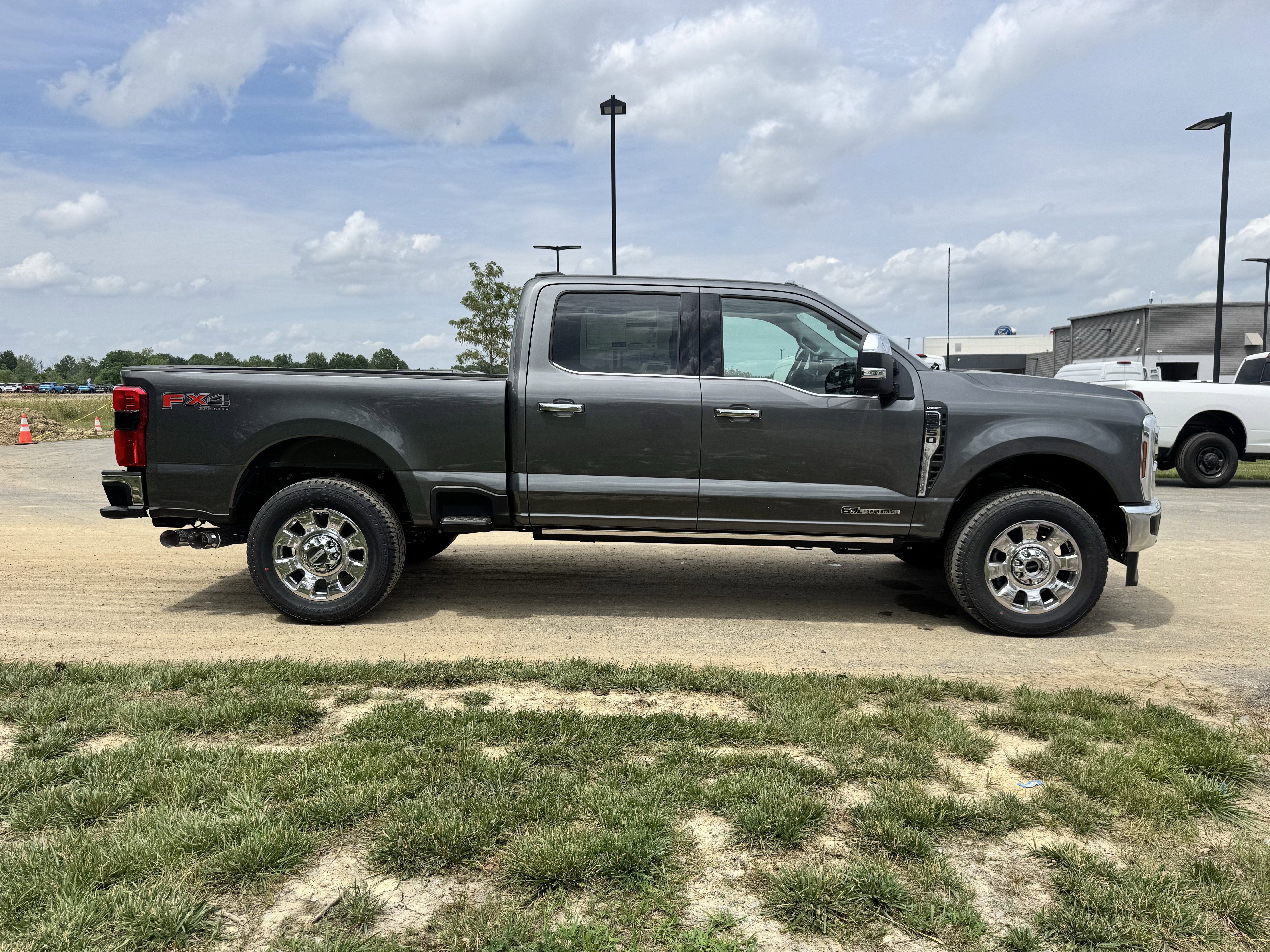 2026 Ford Super Duty F-250 SRW LARIAT