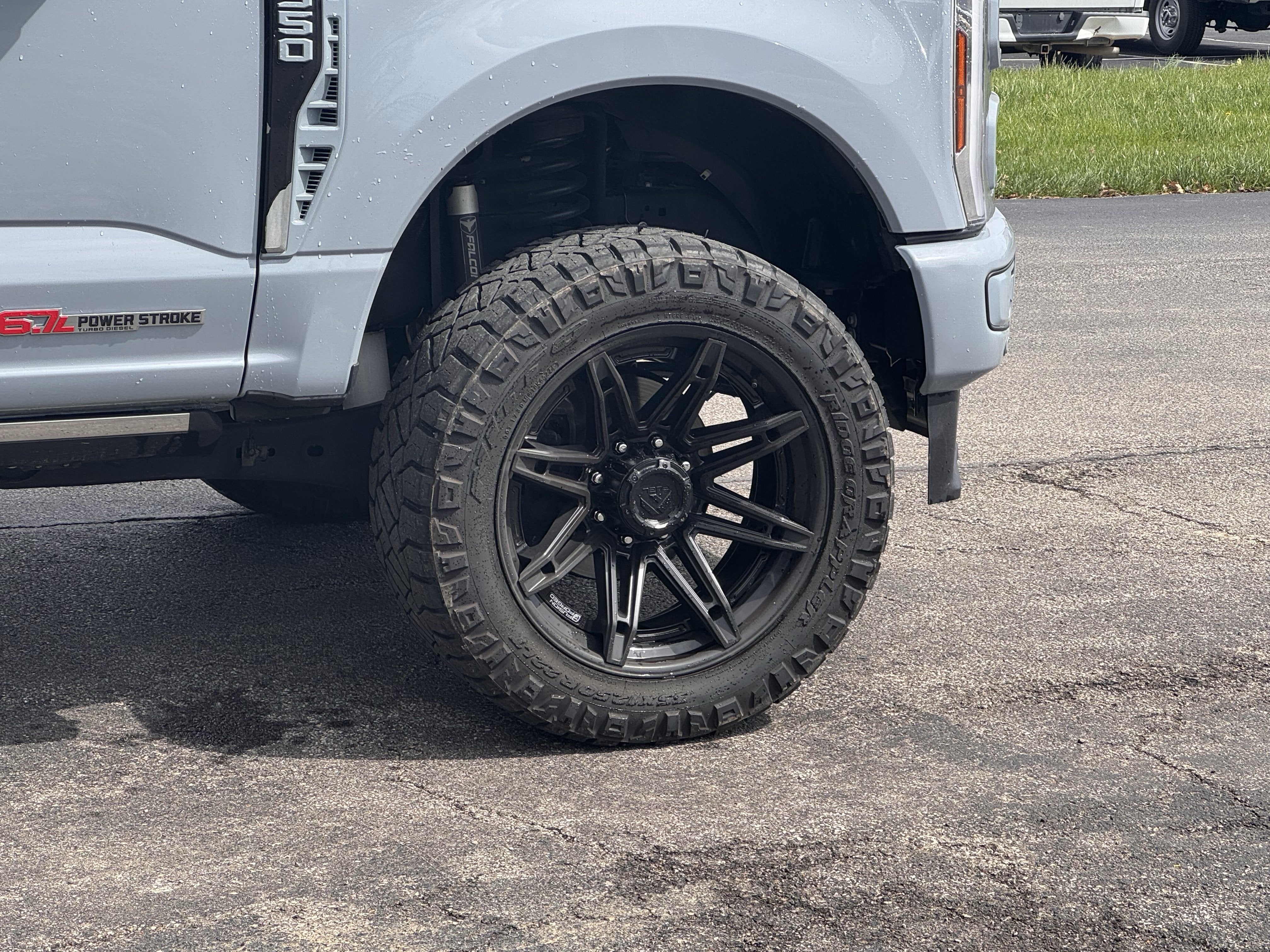 2025 Ford F-350SD Platinum