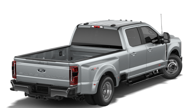 2027 Ford Super Duty F-350 DRW LARIAT